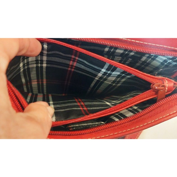 Liz Claiborne Red Leather Multipocket Crossbody Zip Purse Gold Hardware - Picture 14 of 16
